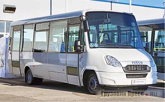 Автобус паз вектор 3