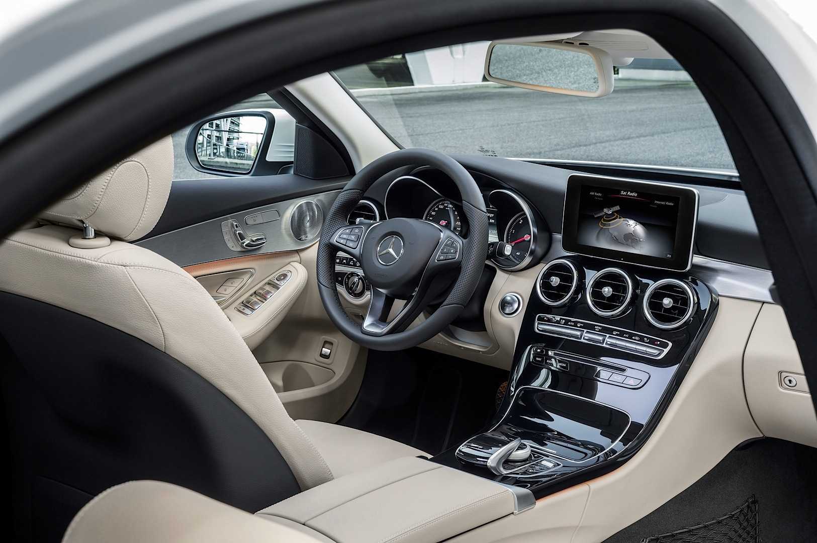 Стоит ли покупать 15-летний mercedes? главные нюансы