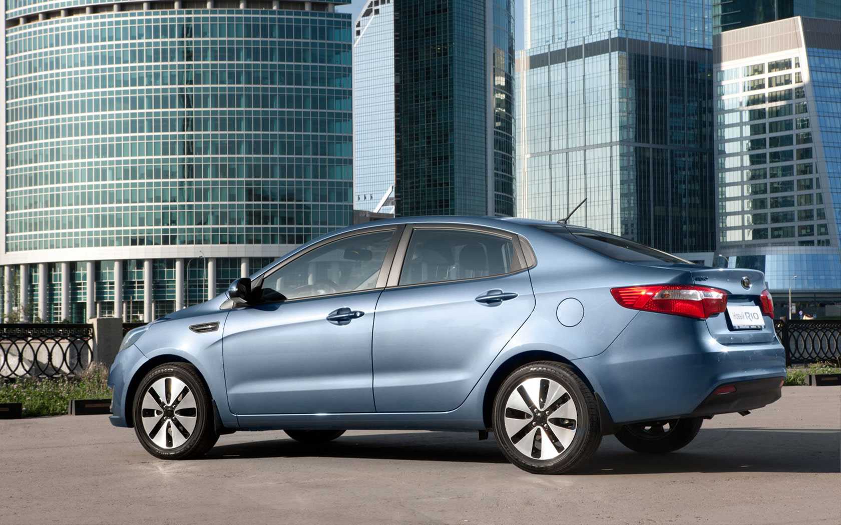 Kia - полный каталог моделей, характеристики, отзывы на все автомобили kia (киа)