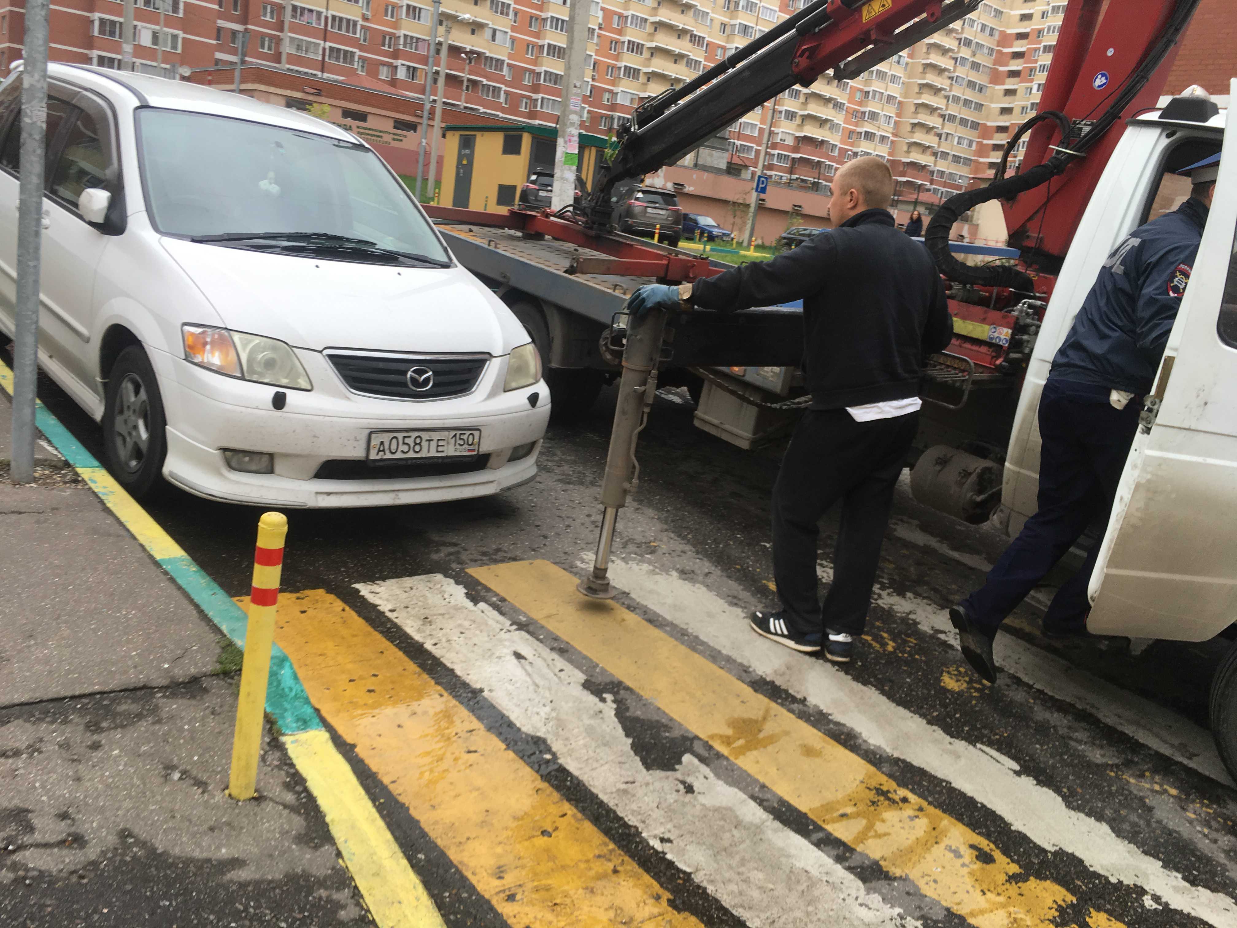 Что делать если незаконно эвакуировали автомобиль