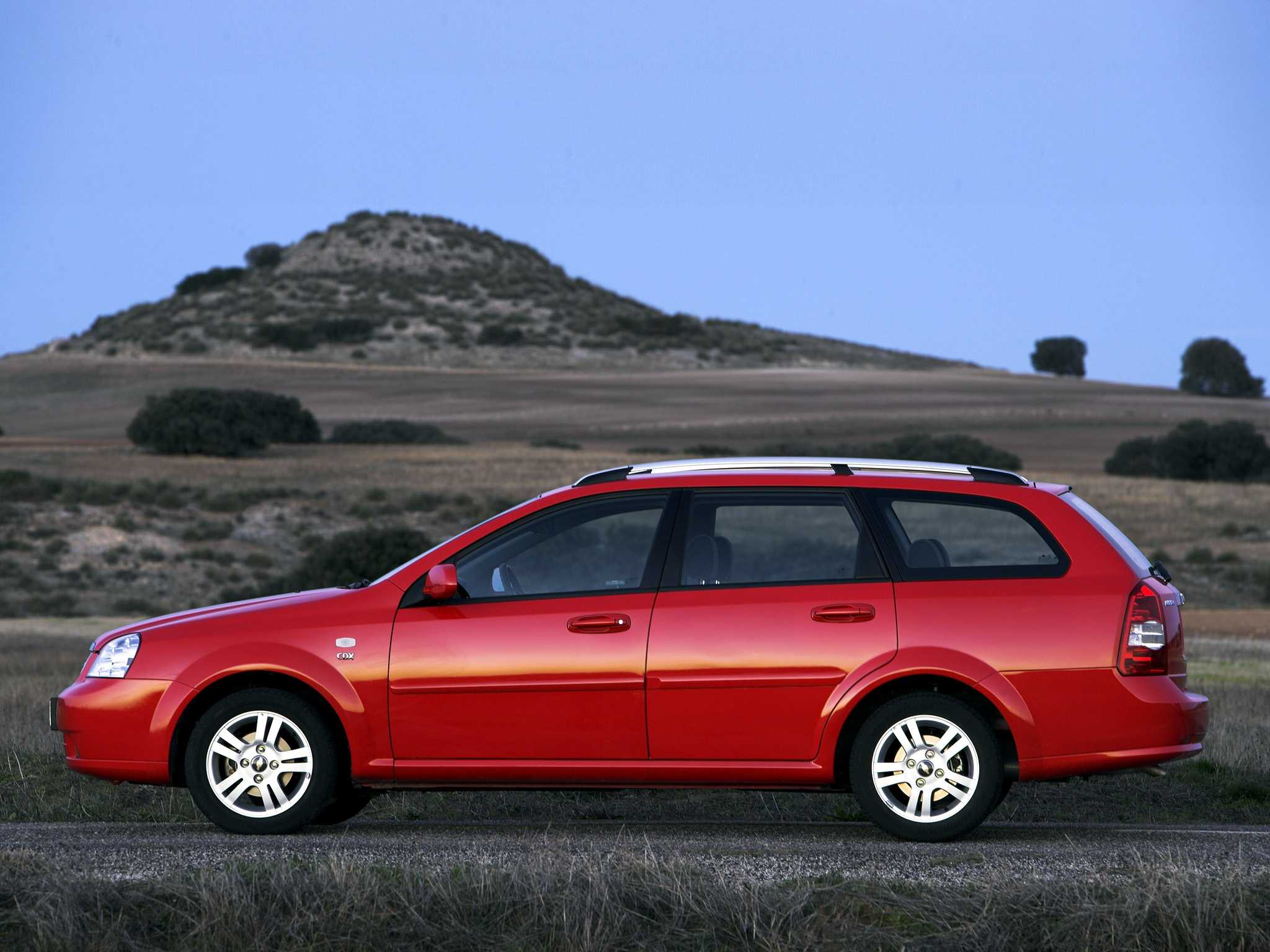 Chevrolet lacetti седан