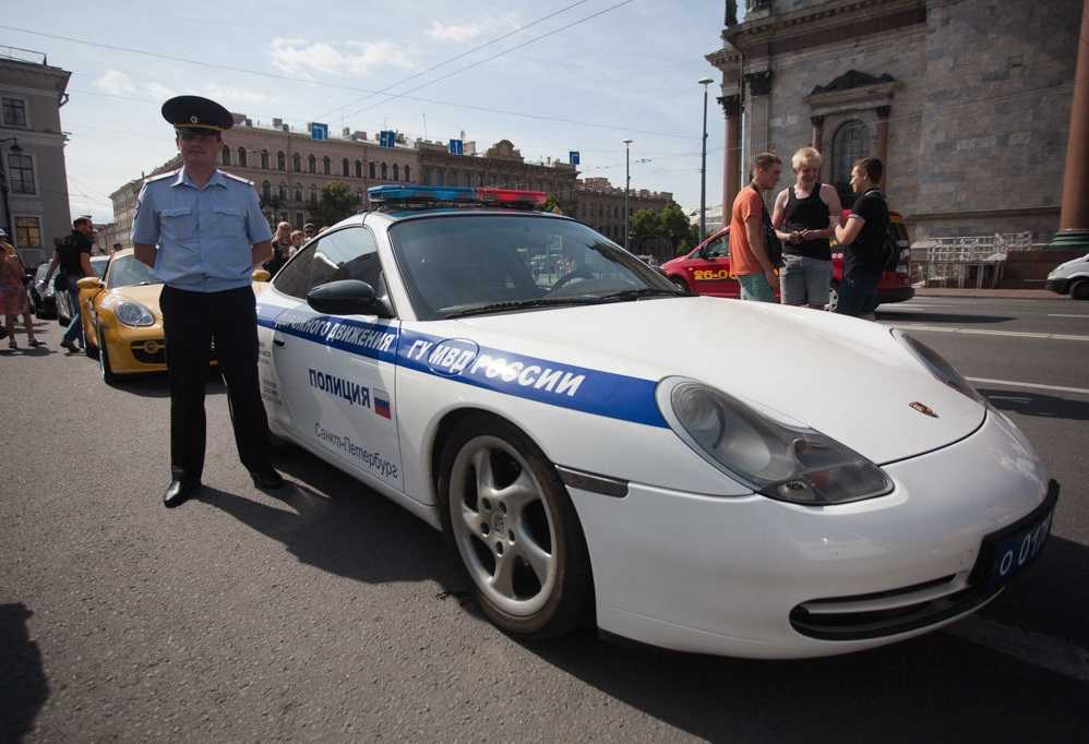 12 самых дорогих полицейских автомобилей в мире
