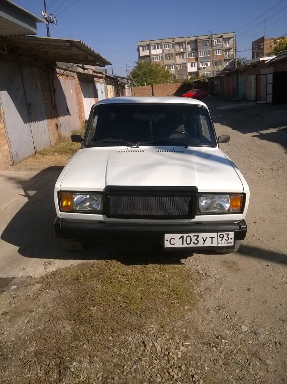 Номер сбоку на бампере