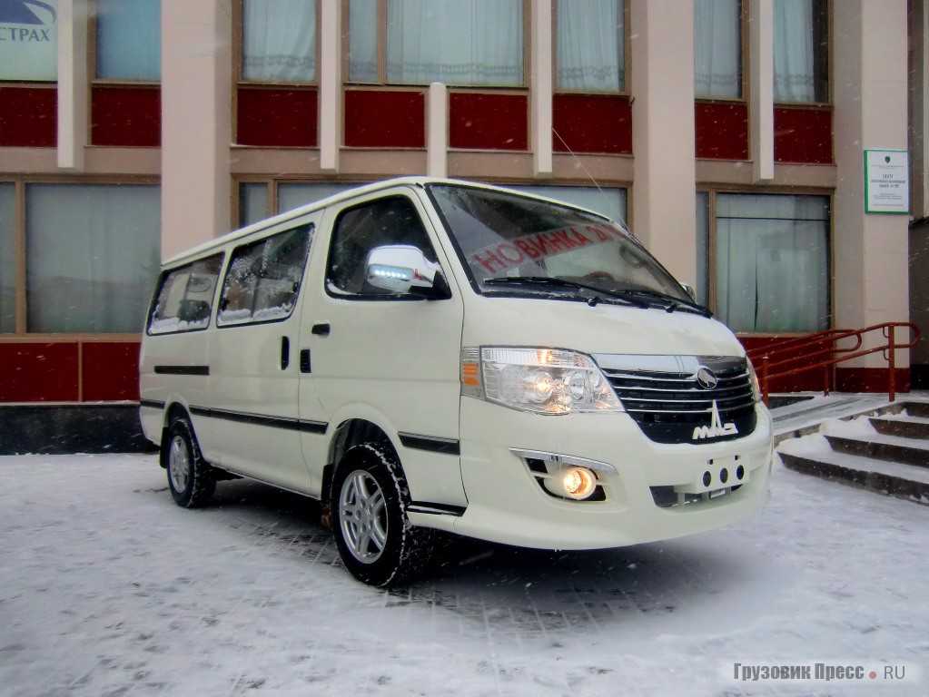 Модельный ряд и характеристики седельных тягачей маз