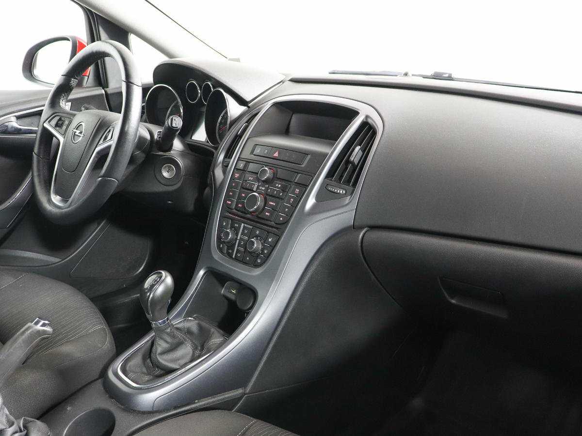 Тест драйв opel astra - лига наций (astra 1.4 turbo (2012))