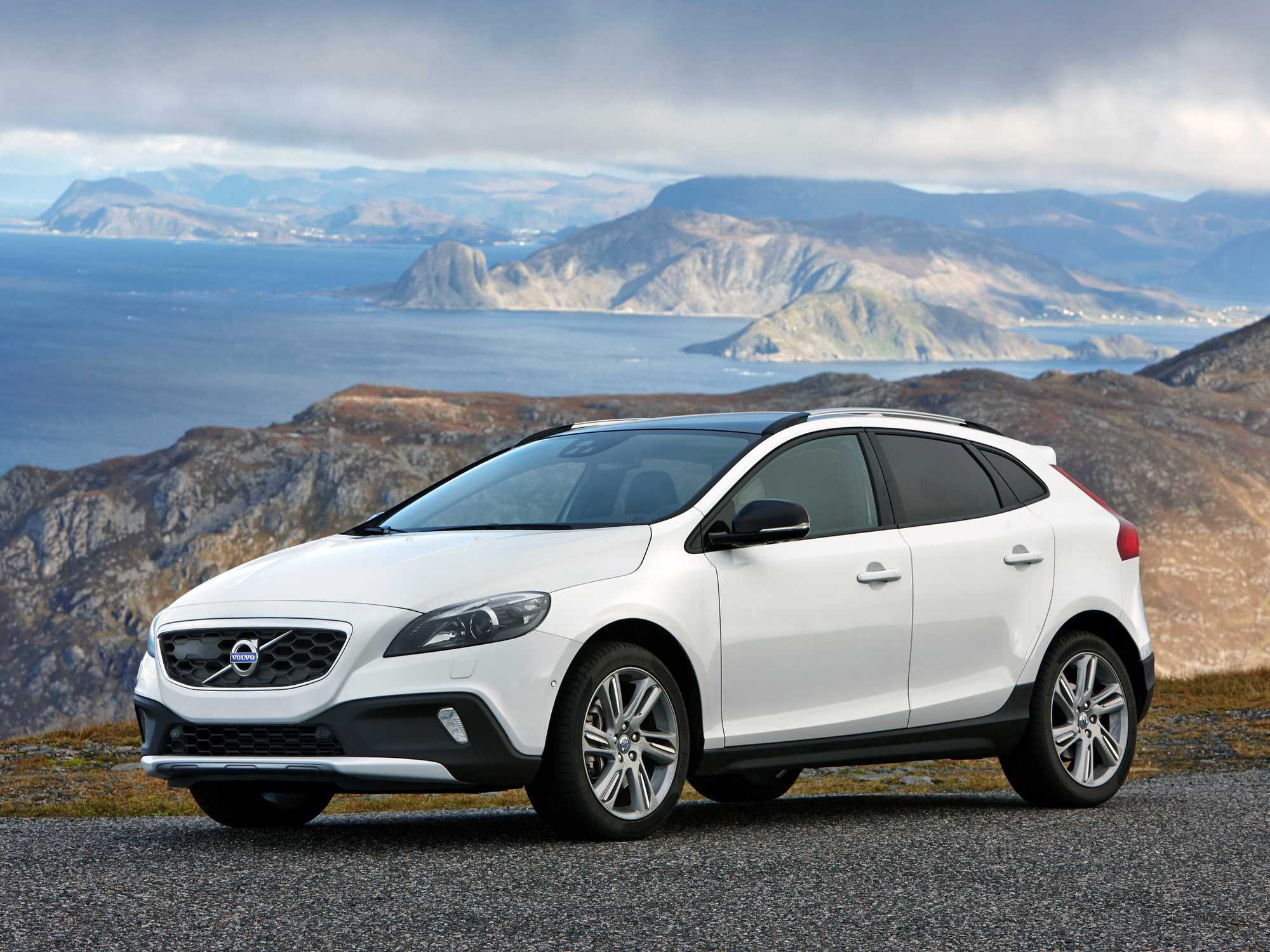 Volvo v40 2 (2012-2019) - короткие волны