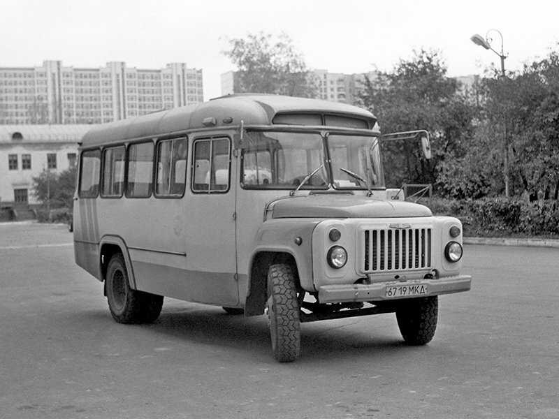 История отечественного автомобилестроения автобусы