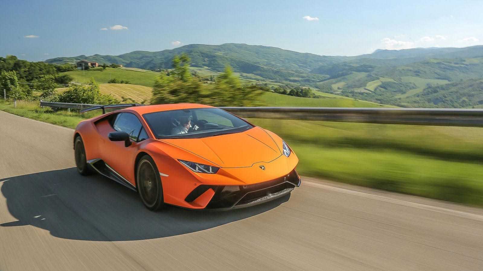 Lamborghini huracan: одна из самых знаменательных моделей бренда в новой истории