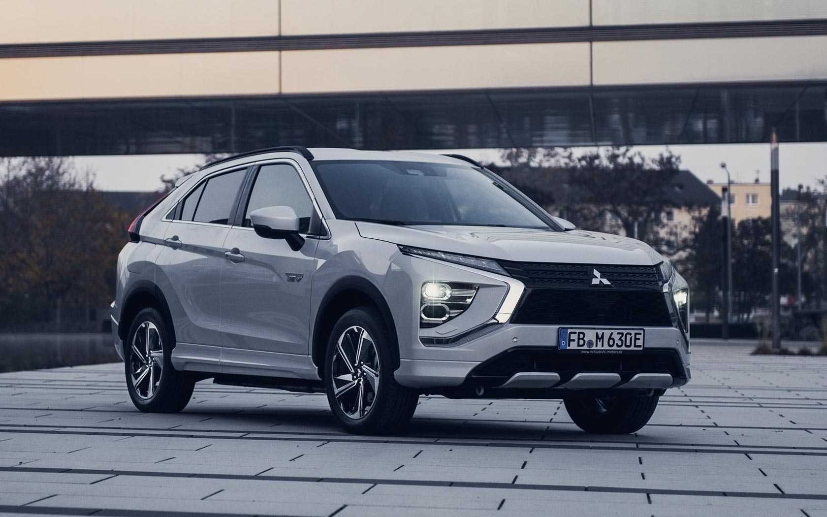 Mitsubishi eclipse cross 2018 – японцы выпустили новый кроссовер