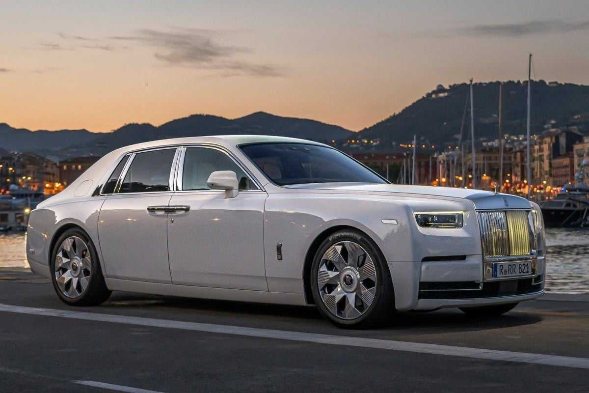 Тест-драйв rolls-royce ghost и rolls-royce phantom drophead coupe: репортаж из зазеркалья
