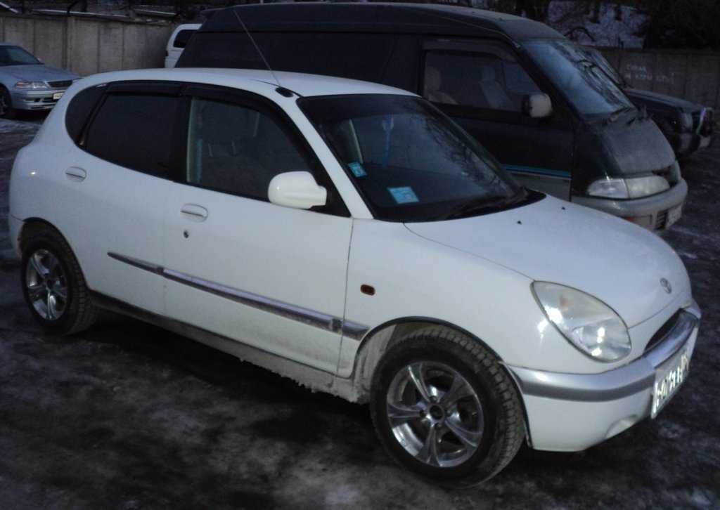 Toyota duet
