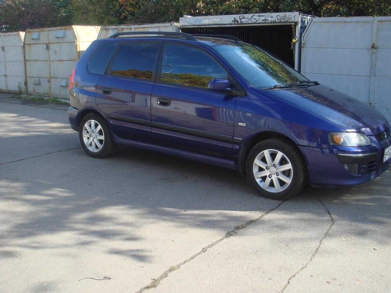 Mitsubishi space star (мицубиси спейс стар)