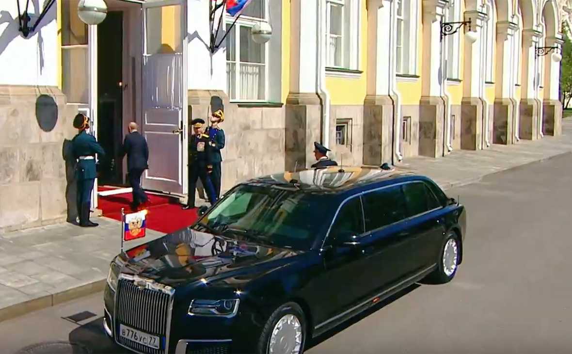 Царь-машина: путин приехал на инаугурацию на лимузине проекта «кортеж»