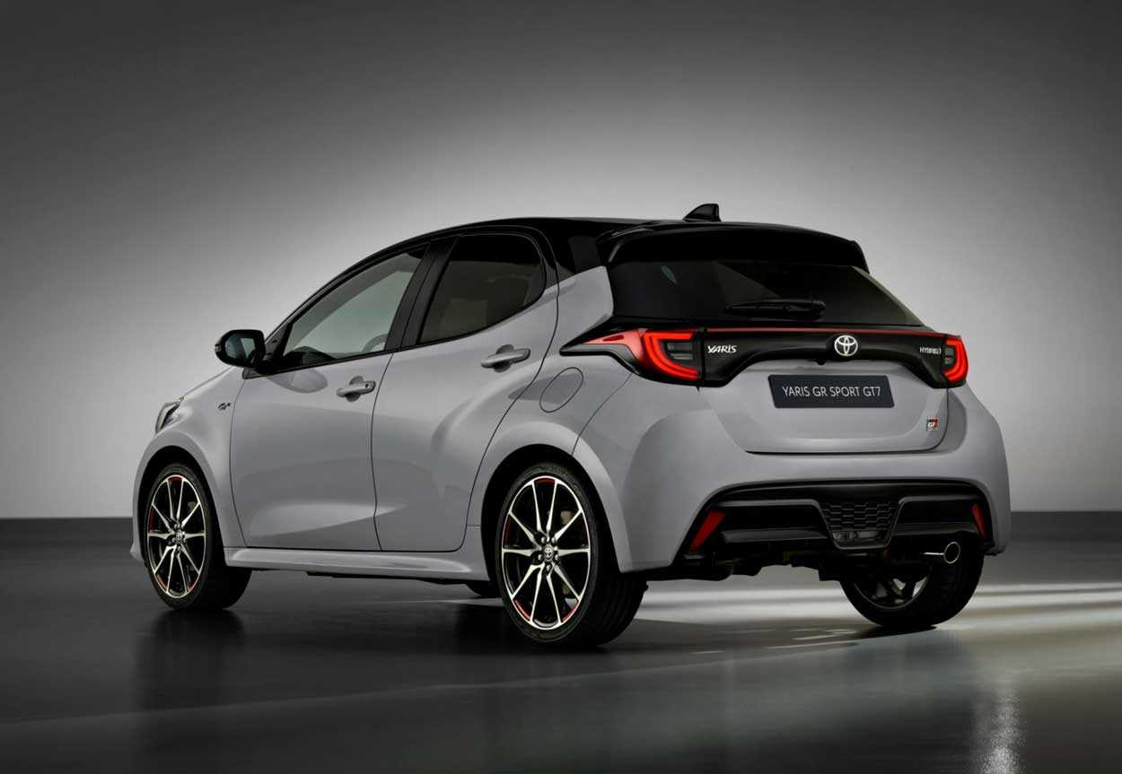 Toyota yaris: отзывы, характеристики, разновидности автомобиля | история модели тойота ярис, комплектация