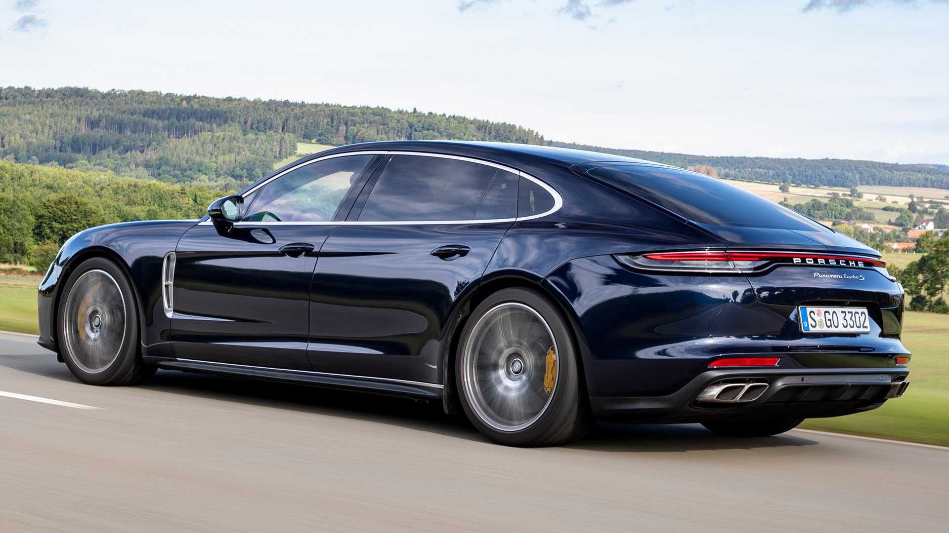 Первый обзор нового porsche panamera 2023 года: все изменения, комплектации и цены