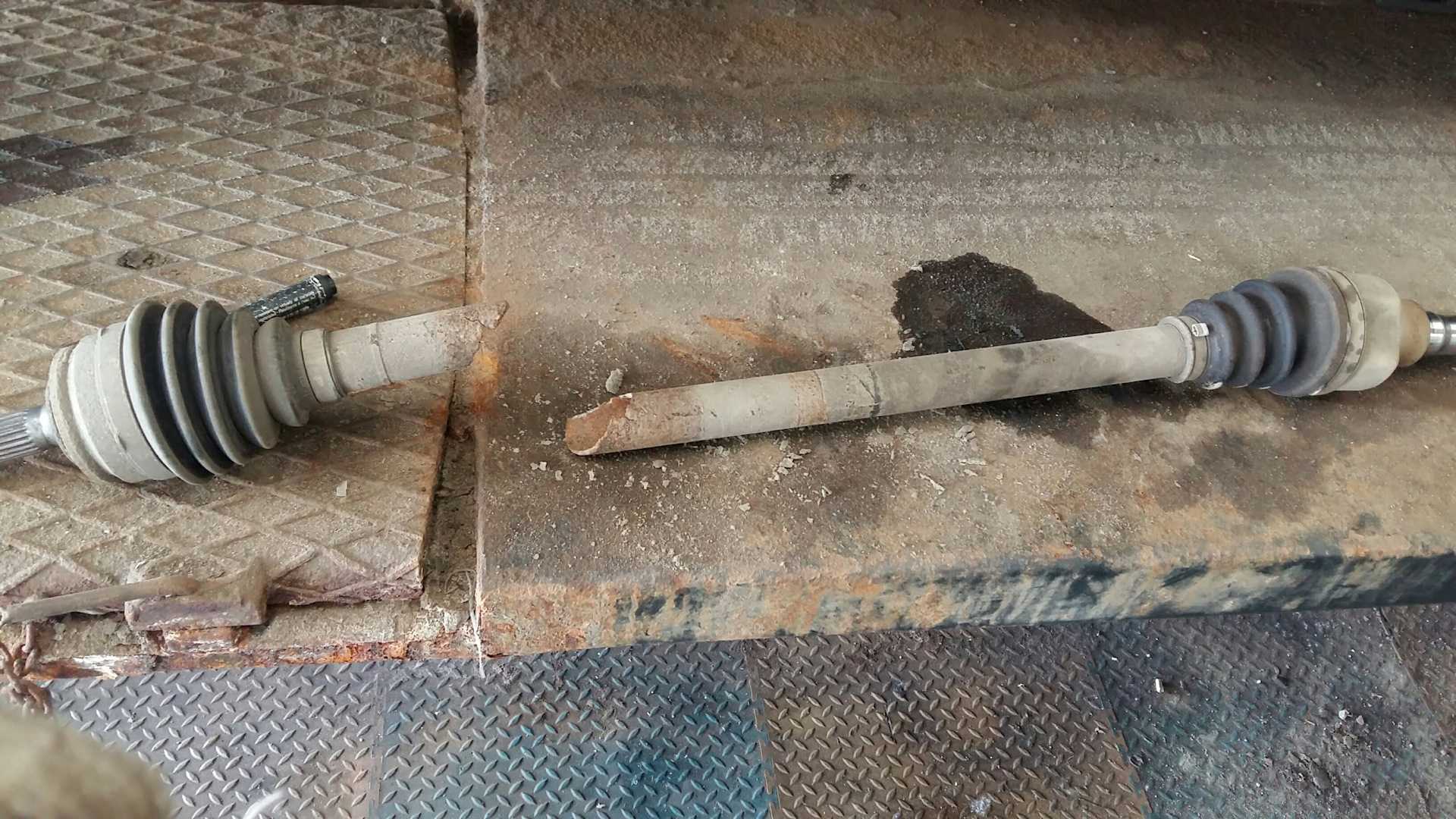 Из за чего изнашивается привод
