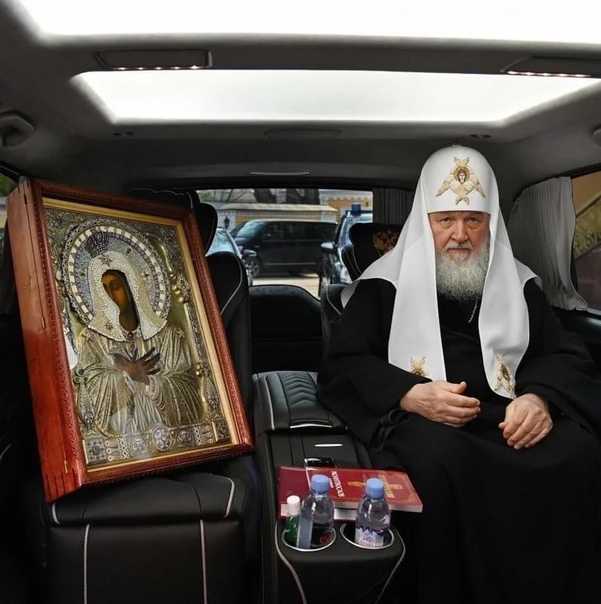 На службе у бога: на чем ездят самые богатые церковные служители?