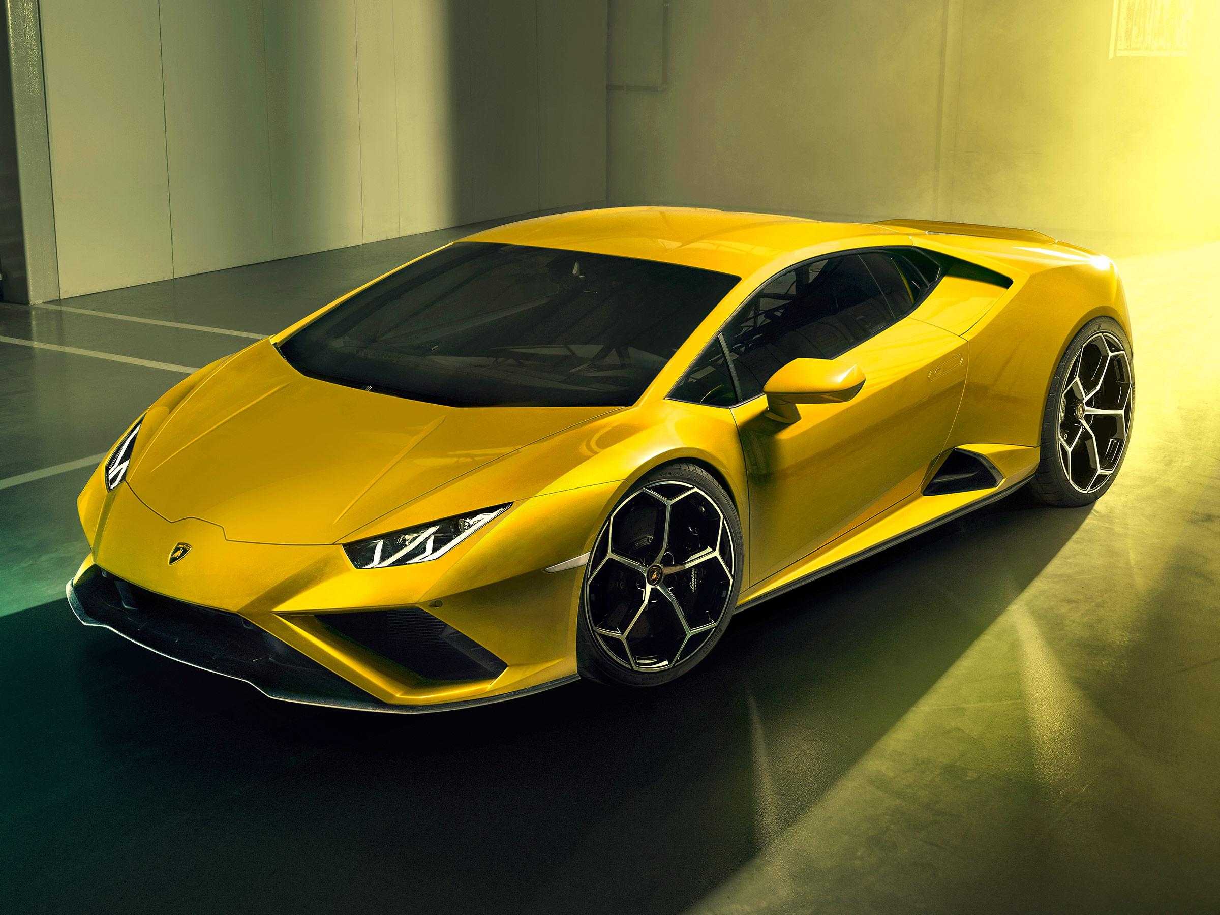 Lamborghini huracan: одна из самых знаменательных моделей бренда в новой истории