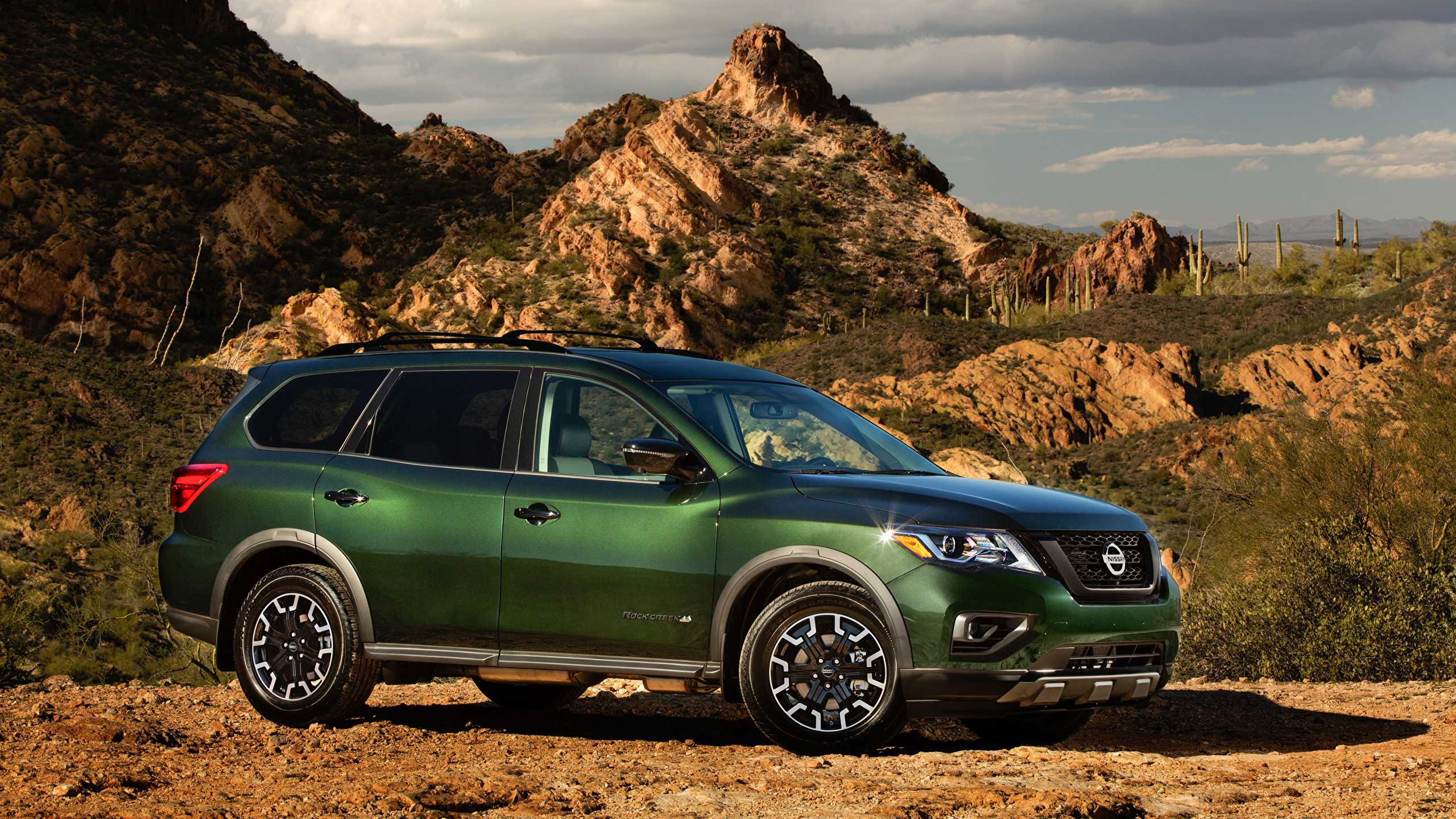 Новый nissan pathfinder – рестайлинг кроссовера и главные конкуренты