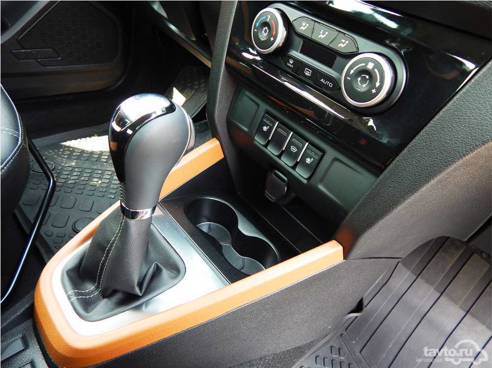 Lada xray cross с автоматом: все плюсы и минусы