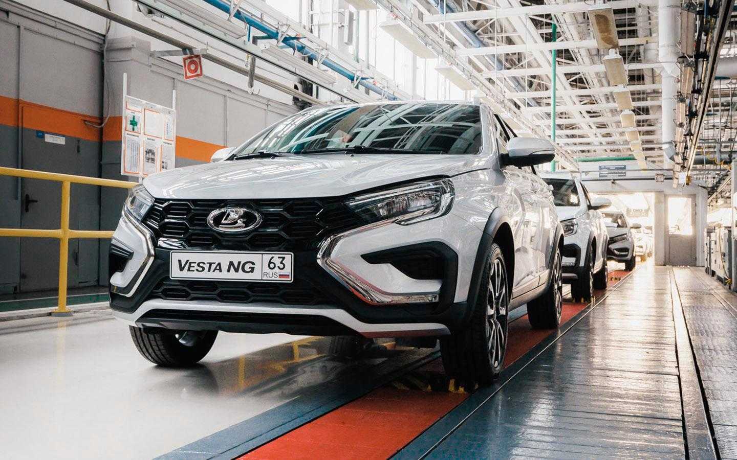 +7 новинок лада 2023 года: lada iskra (которая "новая гранта"), обновленная vesta ng и многие другие модели автоваза