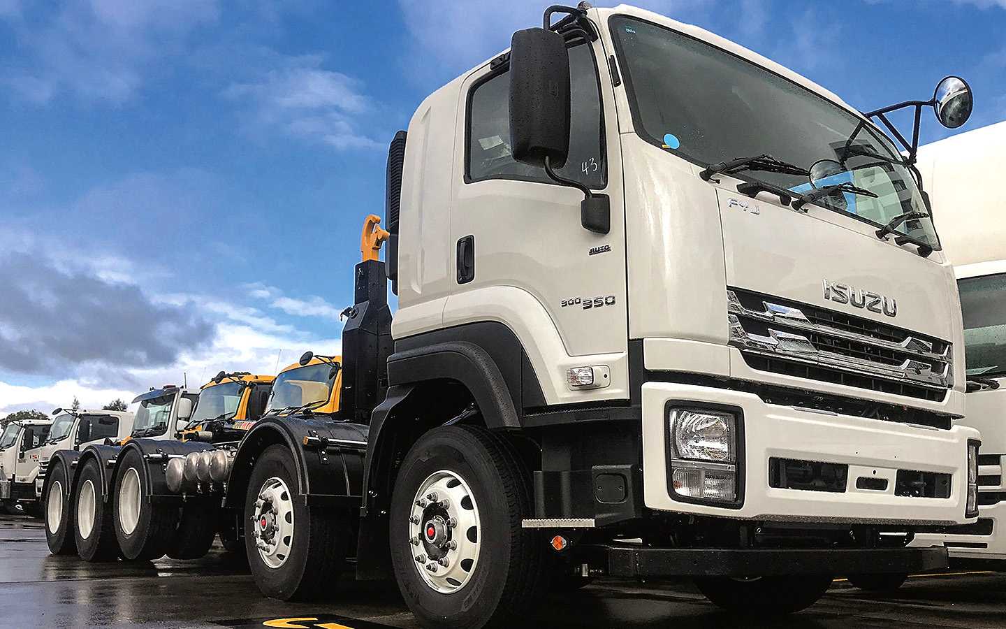 Грузовики isuzu: модельный ряд