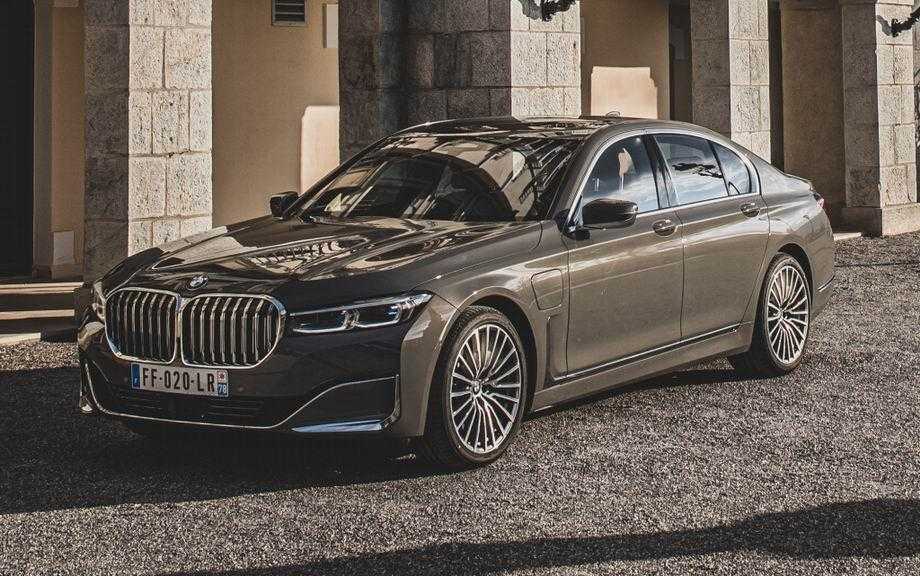 Bmw 7 серия: поколения, кузова по годам, история модели и года выпуска, рестайлинг, характеристики, габариты, фото - carsweek