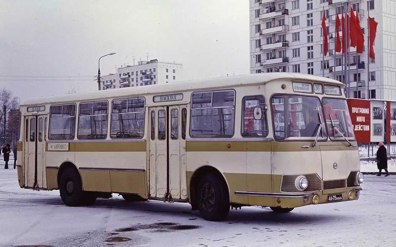 5 легендарных автобусов родом из ссср