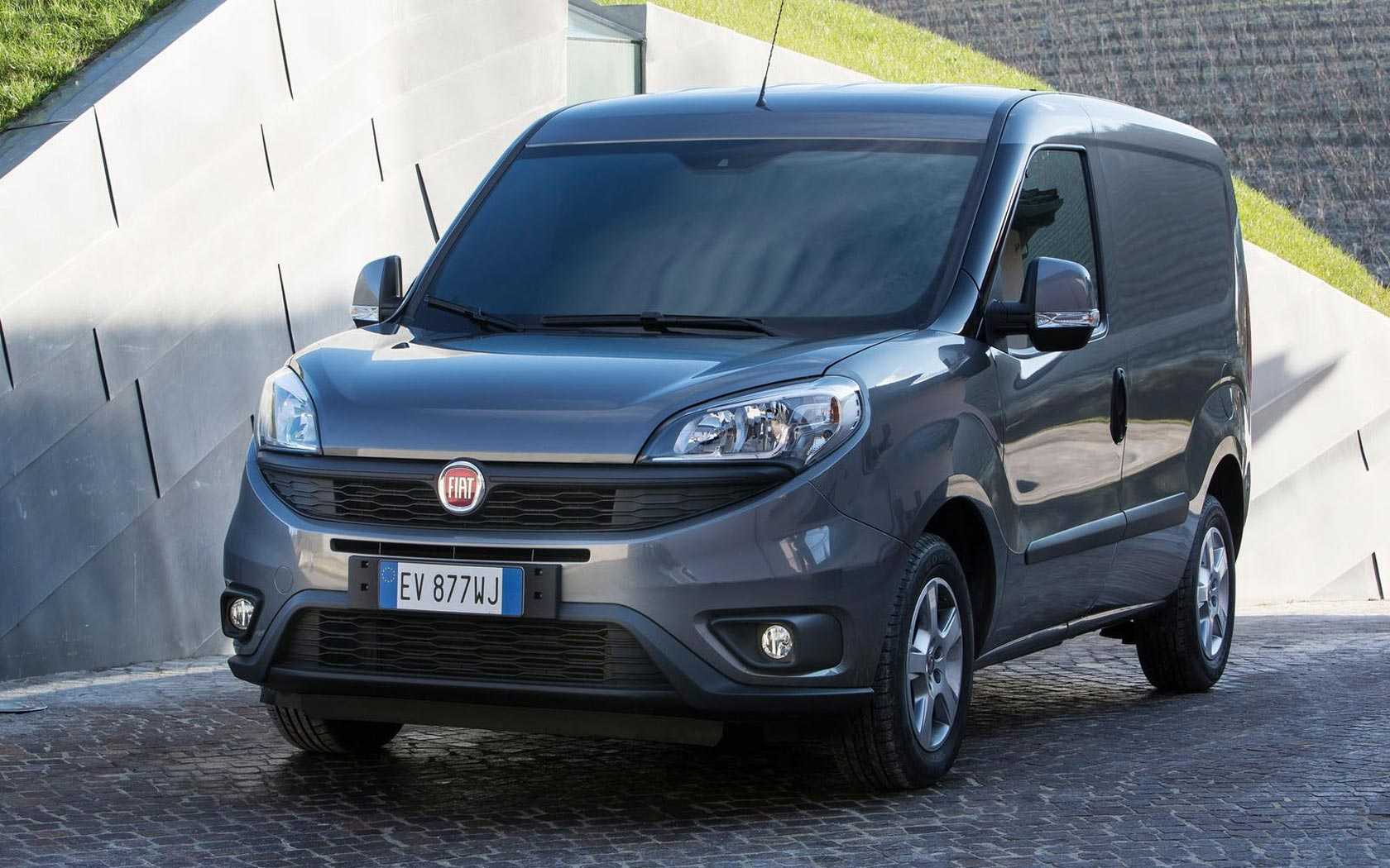 Новый fiat doblo 2022: один из самых вместительных вэнов россии по цене чуть дороже 1,5 млн рублей
