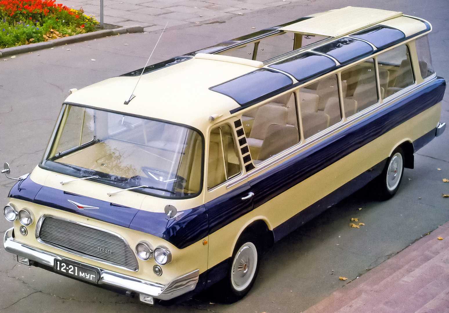 Зил-118к (3207) юность