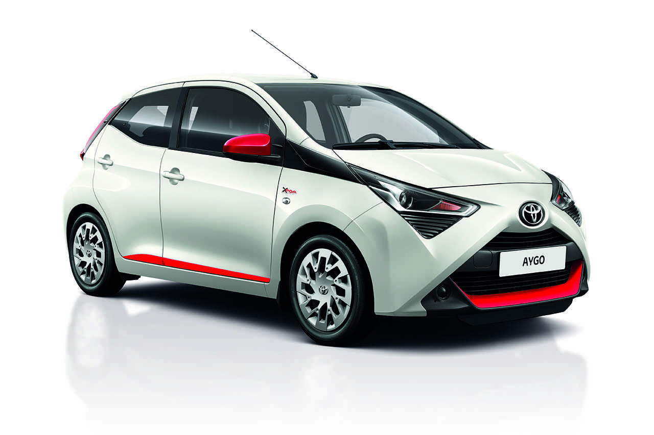 Toyota aygo: описание и отличительные особенности, основные характеристики, дизайн авто, плюсы и минусы