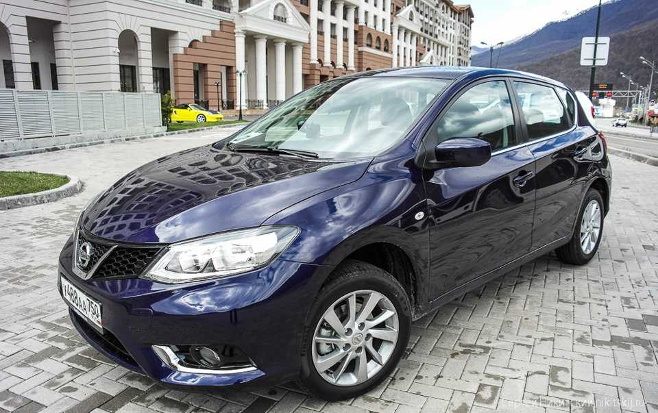 Отзыв о nissan tiida 2 comfort 1.6 (117 л.с.) mt 2015 г.в.