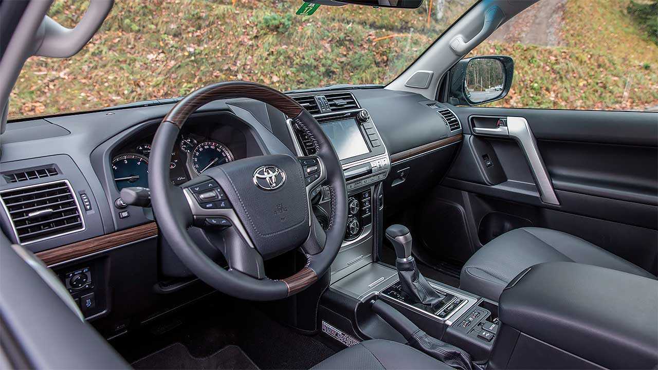 Видео тест драйв toyota land cruiser prado 150 2023 2024