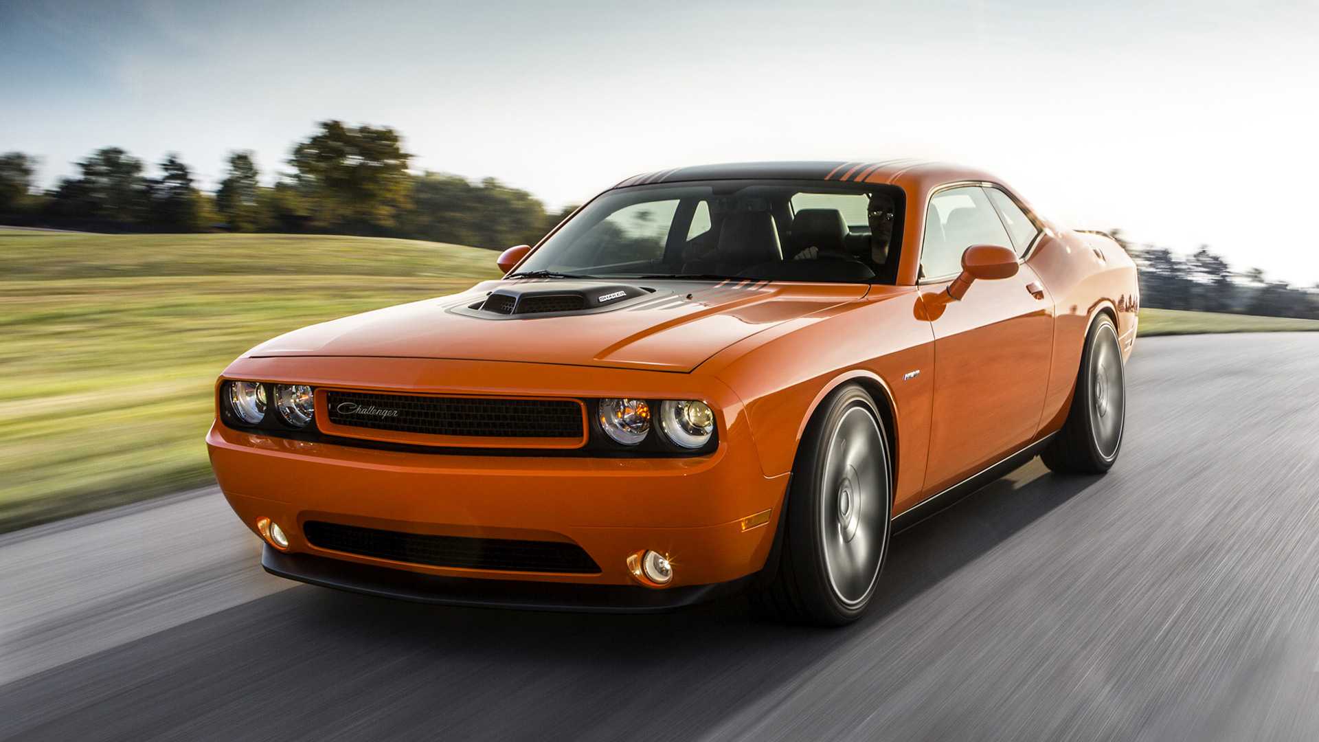 Dodge challenger — американская легенда