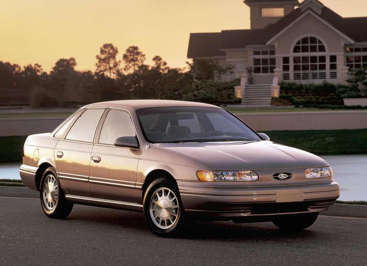 Ford taurus